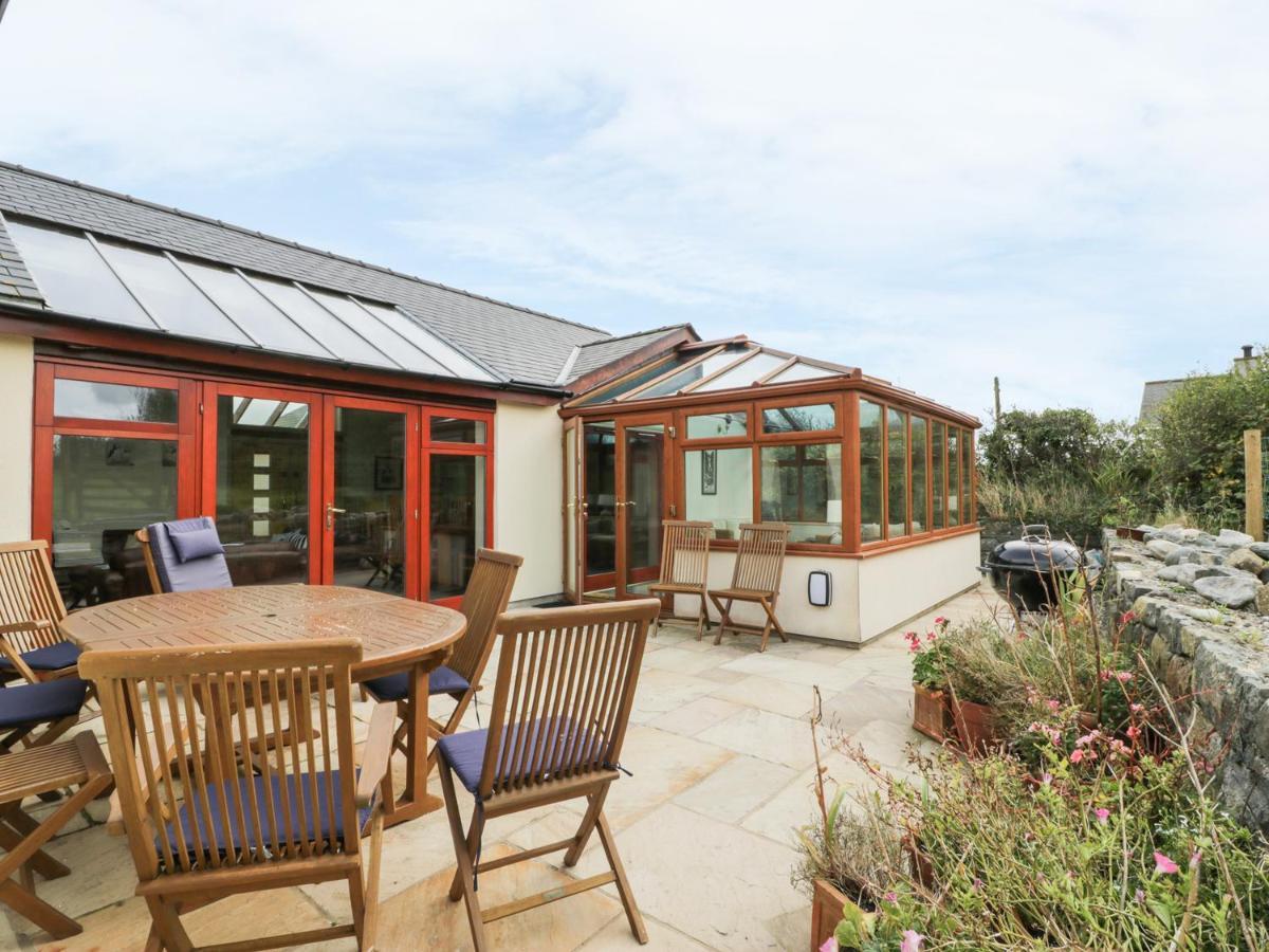 Manaros Cottage 阿贝达隆 外观 照片